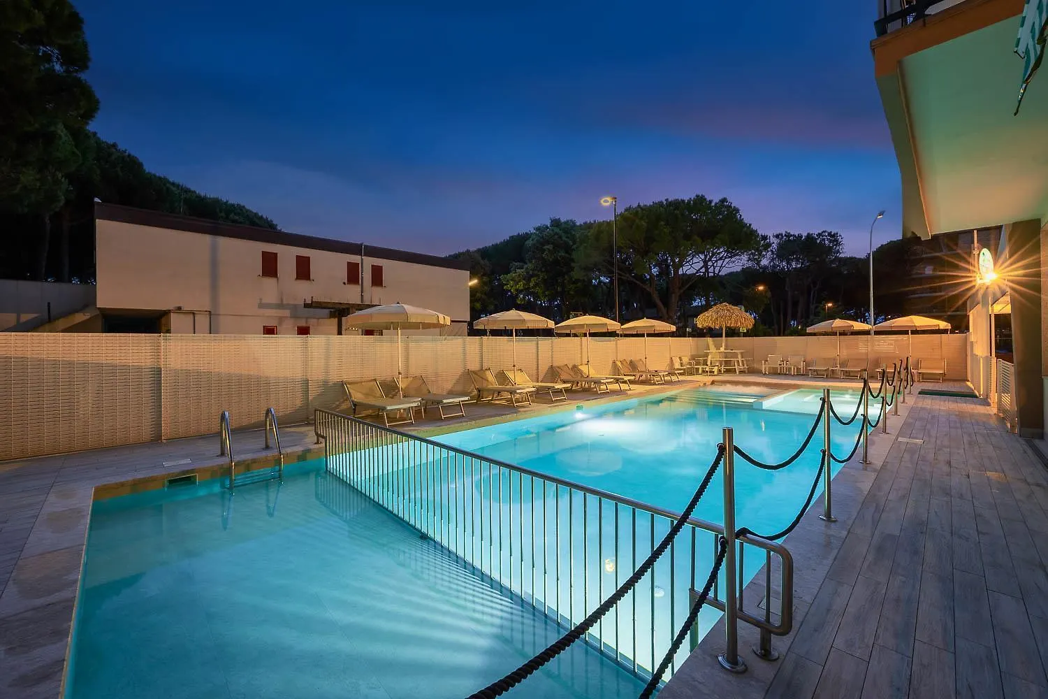 Hotel Hungaria Lido di Jesolo 3*,